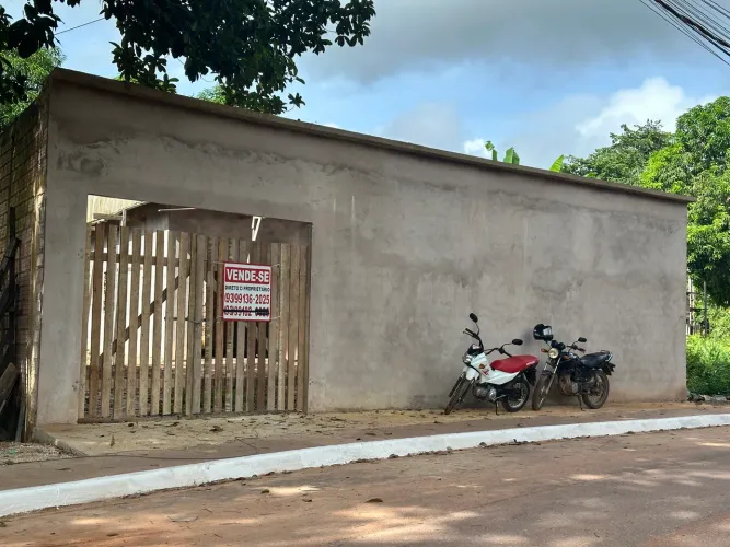 VENDO CASA EM CONSTRUÇÃO NO VIGIA