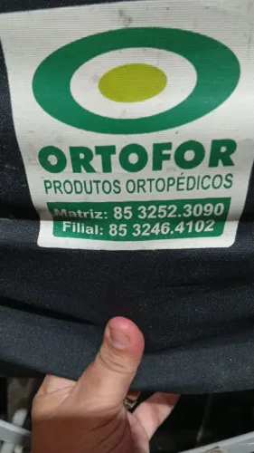 vendi cadeira de rodas pouco usada 