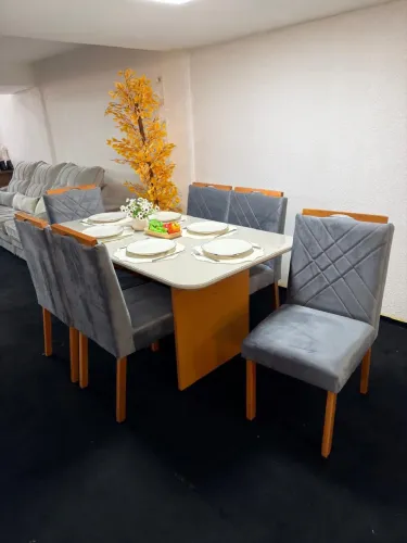 Mesa de Jantar 6 Lugares Cadeiras Em Madeira Pronta Entrega