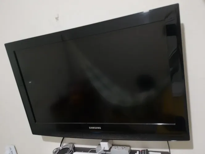 VENDO TV SAMSUNG 350 REAIS