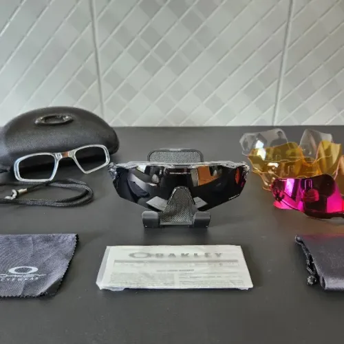 Oculos Oakley Radar Black com 4 lentes extras - Novo - Proteção UV400