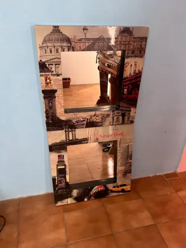 Par de Espelhos Decorativos de Parede - Paris e Nova York