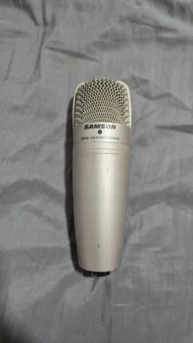 Microfone de Estúdio Samson C01u 