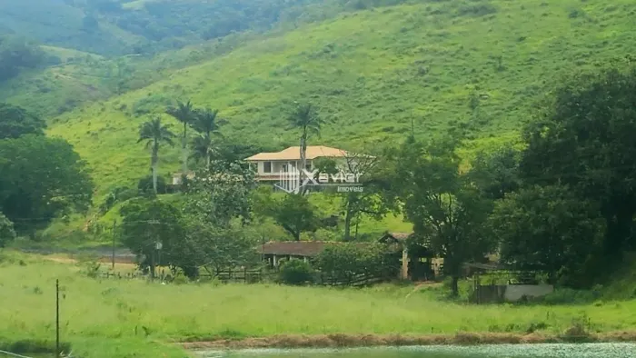 Fazenda à venda com 24 alqueires em Cariacica/ES, casa sede de alto padrão, piscina, área 