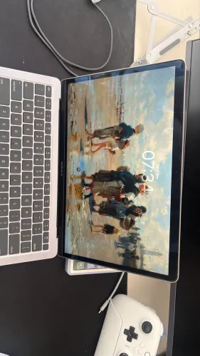 MacBook M1 8/256