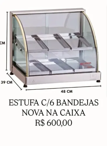 Estufa seis bandeja nova