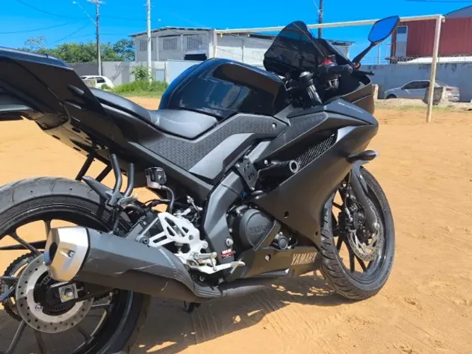 R15 ABS,155 cilindros praticamente zerada com 375 km única dona