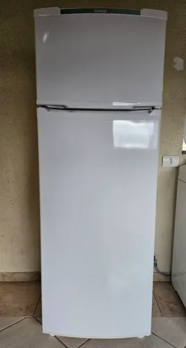 Refrigerador Consul.