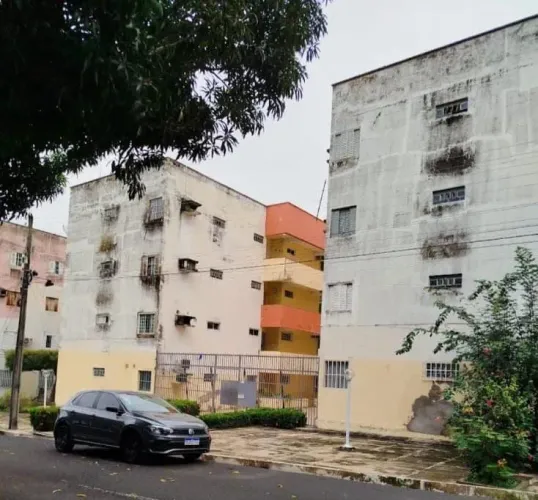 Alugo apartamento