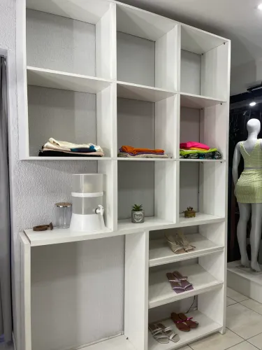 Móvel para closet,loja,dispensa, etc