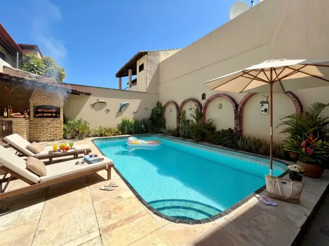 Casa Dúplex Semi-Mobiliada à Venda e para Locação Sapiranga-Coité, Fortaleza/CE