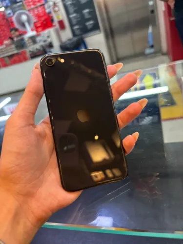 iPhone SE 2020