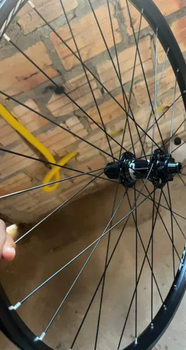 Roda aro 29 com Pro 7 (Blocagem) ou apenas o Pro 7