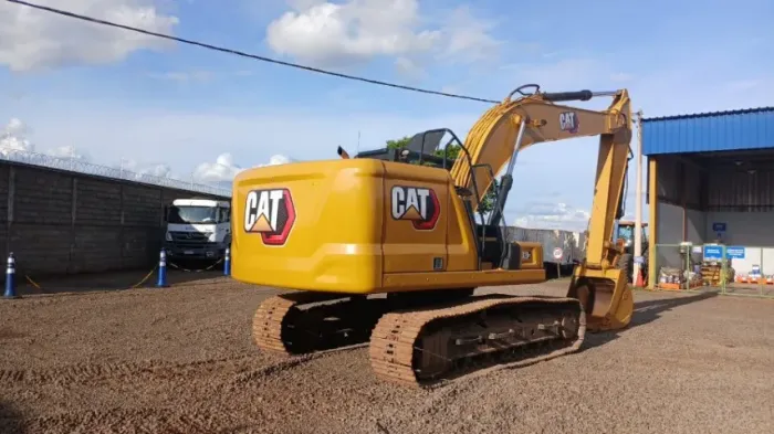 ESCAVADEIRA ESTEIRA CAT 320GC 20,3T
