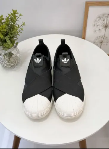 Tenis preto adidas tam 35 feminino