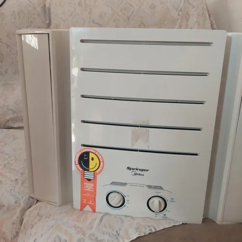 AR CONDICIONADO 75000 220V R$ 800 