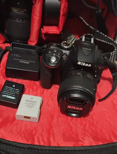 Camera Profissional Nikon D5300 + Kit cameras