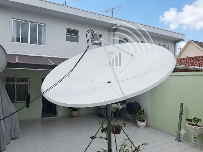 Antena Parabólica Fechada de Chapa Grande 2,20m + LNB e Suporte