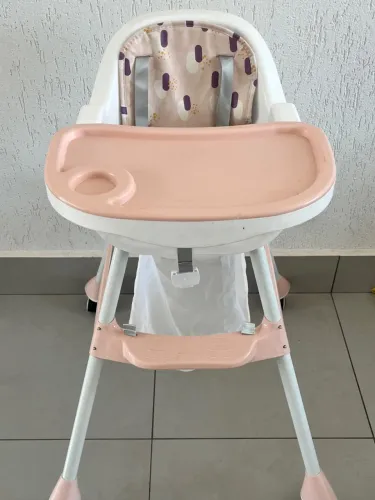 Cadeira de alimentação infantil 