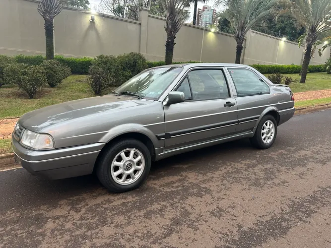 Volkswagen Santana GLI / GL/ Sport 1.8/ 2.0 (álcool) 1995