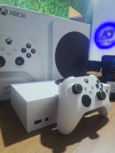 Xbox Series S Pronta para o GTA 6 com SSD Rápido (Troco | Entrego | Parcelo)