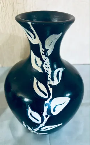 Vaso De Cerâmica Artesanal Preto E Branco Pintado À Mão
