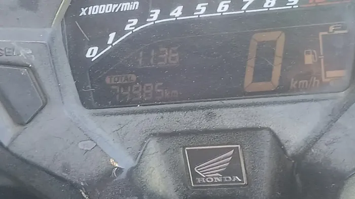 Vende-se titan 160