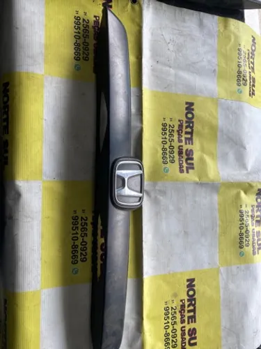 Moldura tampa traseira crv original 