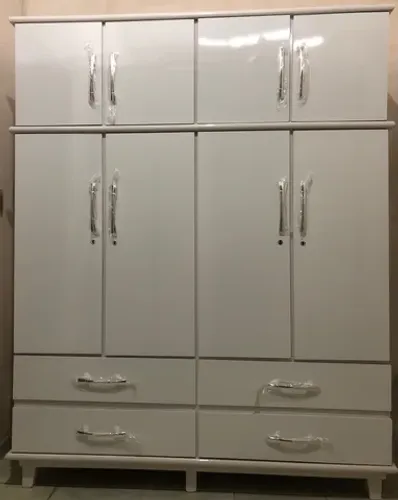 Guarda-roupa casal Novos por 900$ frete grátis