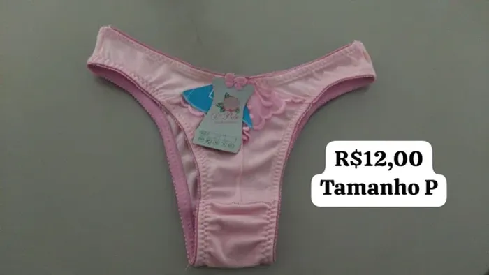 Calcinha feminina tamanho P detalhe em renda