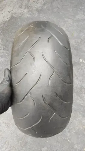 Pneu usado Dunlop Sportmax D221 240/40-18