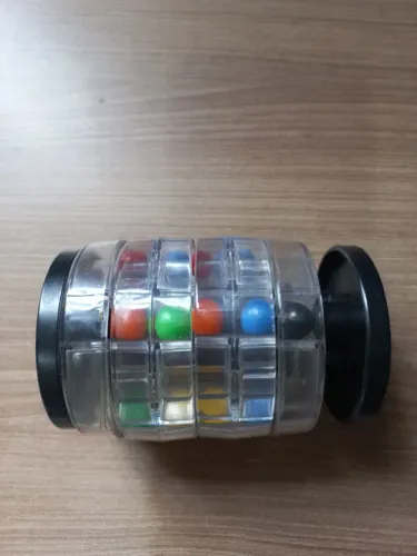 NINTENDO TUMBLER PUZZLE (Ten billion barrel)