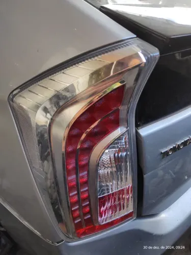 Lanterna Traseira  esquerda Toyota Prius 2015