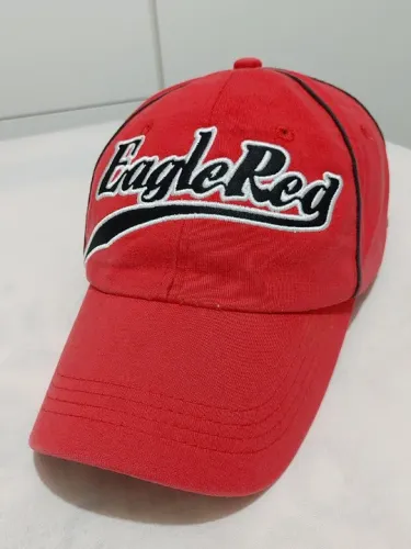 Boné Vintage "Eagle Red Sports" - Edição dos Anos 2000