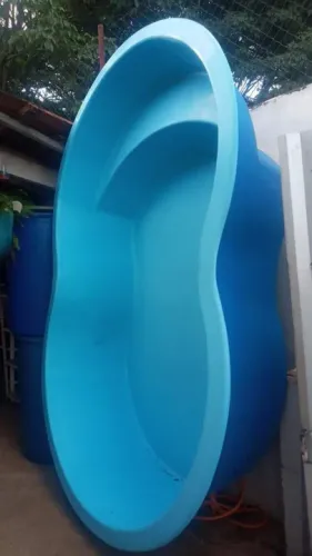 PISCINA DE FIBRA 3000 LITROS NOVA MODELO FEIJÃO