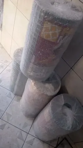  rolo de tela galvanizada reforçadameio metro x 25 metros ,quadrados 2,5 x 2,5 centímetros