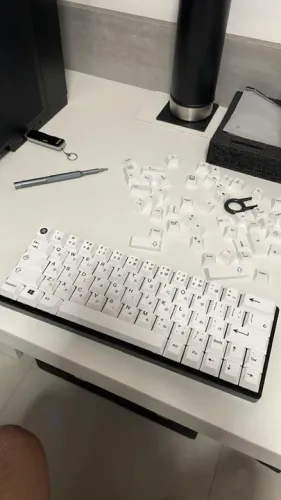 Teclado Customizado 64 Teclas