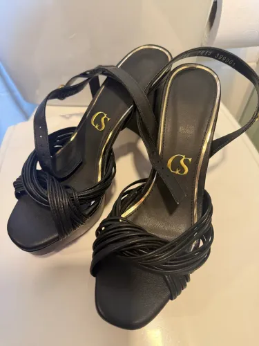 Sanadalia Carmen Steffens Semi Nova 36