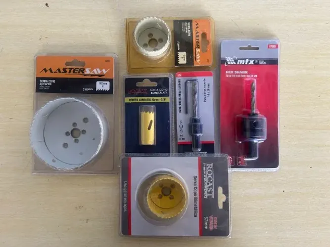 Kit 4 Serras Copo e 2 Suportes Novos