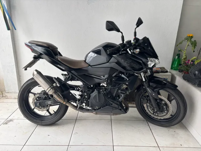 Z400 Preta 21/21