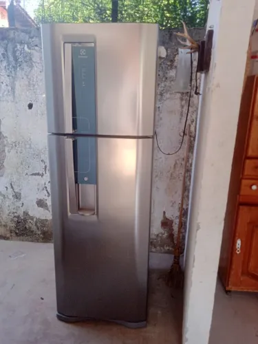 Geladeira Duplex Eletrolux 382 l