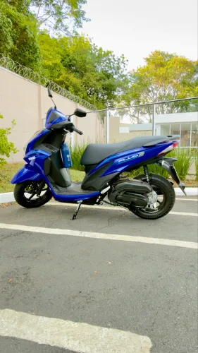 Yamaha Fluo Híbrida 2025/2026 - Apenas 170 km rodados