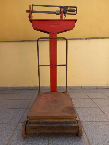 Antiga balança Filizola (1900) Ler anúncio - aceito propostas 
