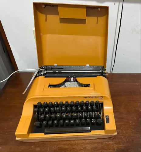 Máquina datilográfica 