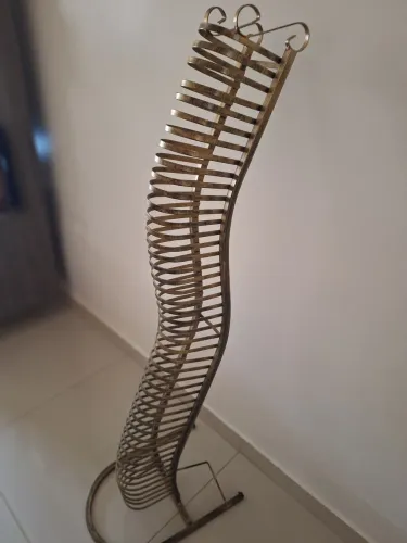 Porta CD em metal e velhecido