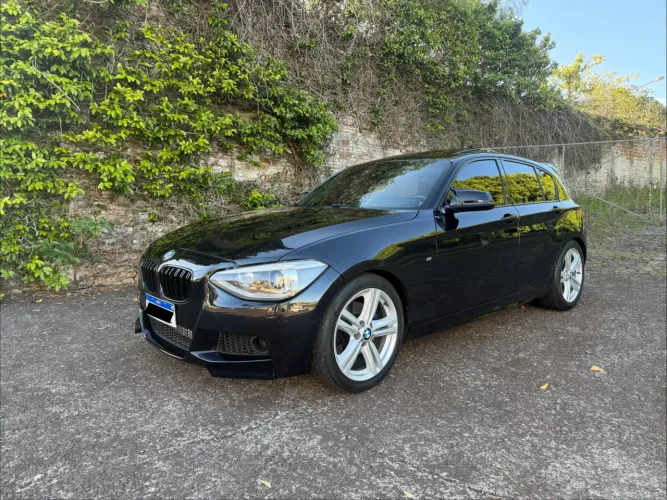 BMW 125i M Sport 2.0 2014 em raro estado de conservação