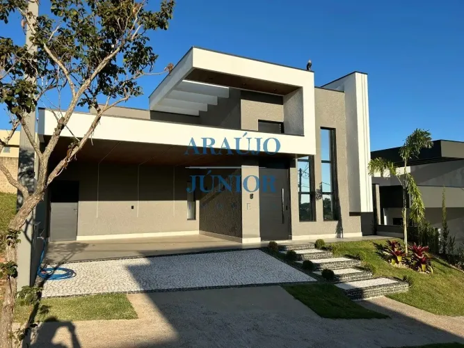 Casa em Condomínio de Alto Padrão em Santa Bárbara D'oeste-SP, 3 Quartos, 1 Suíte, 2 Salas