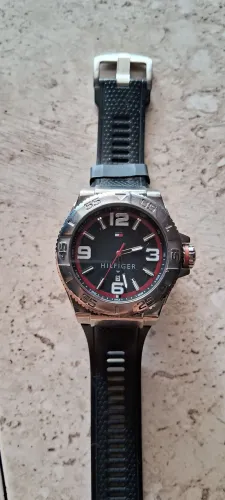 Relógio Tommy Hilfiger(VIVARA)Masculino
