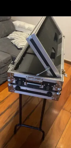 Hard Case / suporte para teclados