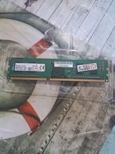 Memória ram 2gb ddr3(usado em boas condições)